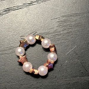 Preppy gold and pearl white star ring